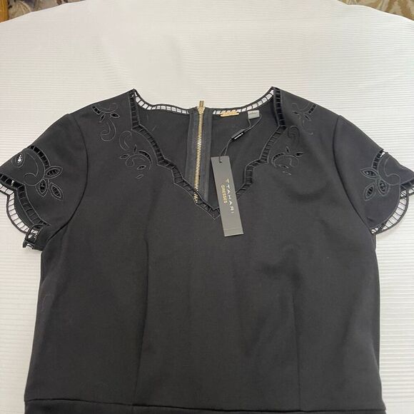 NWT Tahari Women’s Black Cut Out Dress Size 2 New - Picture 3 of 8